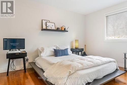 1067 Fair Birch Drive, Mississauga, ON - Indoor Photo Showing Bedroom