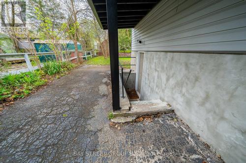 41 Helene Crescent, Waterloo, ON - Outdoor