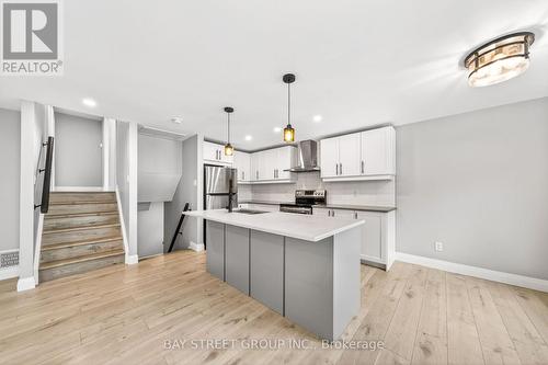 41 Helene Crescent, Waterloo, ON - Indoor Photo Showing Kitchen