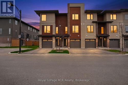 45 WINTERS CRESCENT  Collingwood, ON L9Y 5T1