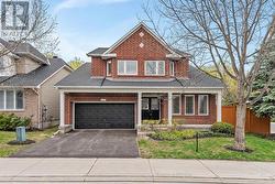 30 YORKWOOD PLACE Ottawa, ON K2G 6Z6