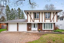 16 ANCONA CRESCENT  Ottawa, ON K2G 0N8