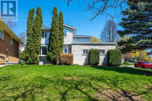 139 DAUPHIN AVENUE  Kingston (Rideau), ON K7K 6W3