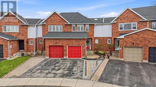 11 TOMAHAWK DRIVE  Grimsby, ON L3M 5G4