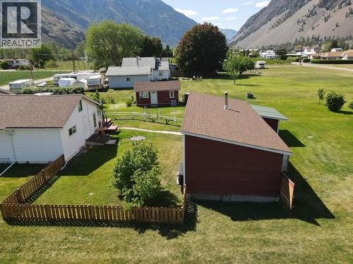 218 10Th Avenue, Keremeos, BC - Outdoor