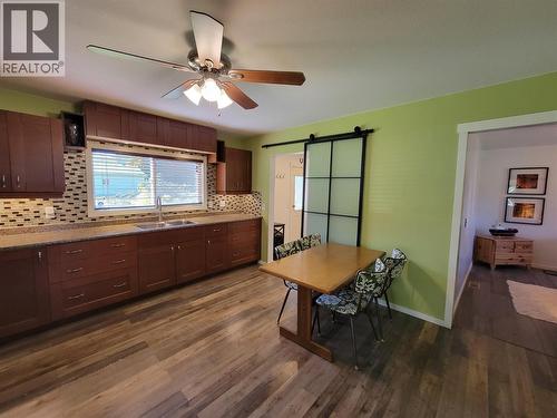 218 10Th Avenue, Keremeos, BC - Indoor Photo Showing Other Room