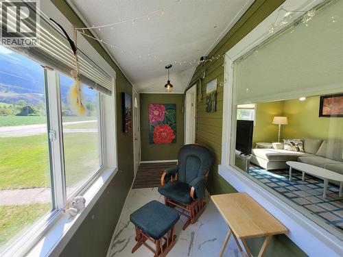 218 10Th Avenue, Keremeos, BC - 