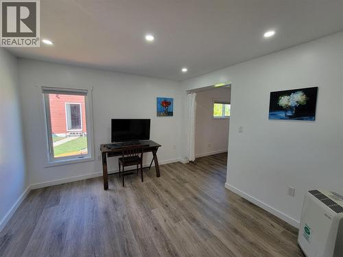 218 10Th Avenue, Keremeos, BC - Indoor
