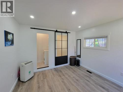 218 10Th Avenue, Keremeos, BC - Indoor Photo Showing Other Room