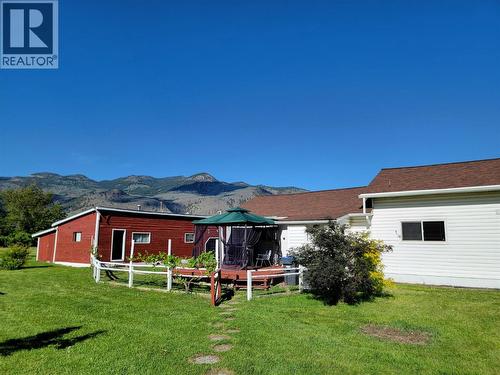 218 10Th Avenue, Keremeos, BC - Outdoor