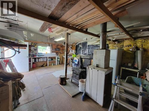 218 10Th Avenue, Keremeos, BC - Indoor