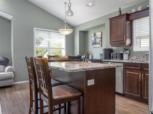 321 Mclean Ave, Selkirk, MB 