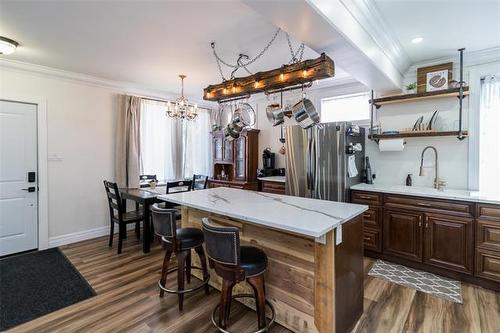 1136 Spruce St, Winnipeg, MB 