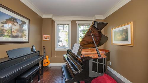 4300 Camelback Way, Vernon, BC - Indoor