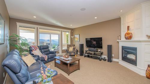4300 Camelback Way, Vernon, BC - Indoor Photo Showing Living Room With Fireplace