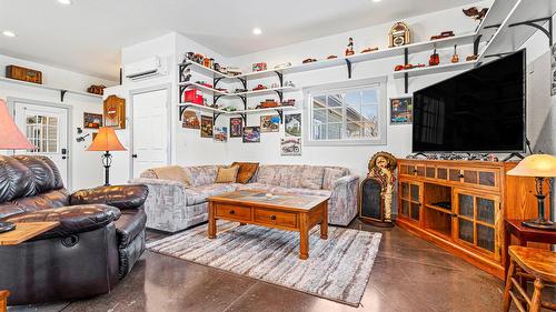 1808 Erickson Road, Creston, BC - Indoor