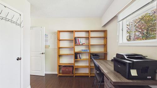 623 Devon Street, Creston, BC - Indoor