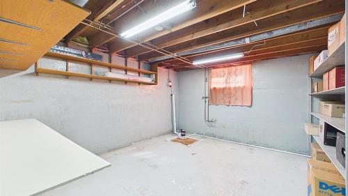 623 Devon Street, Creston, BC - Indoor Photo Showing Basement