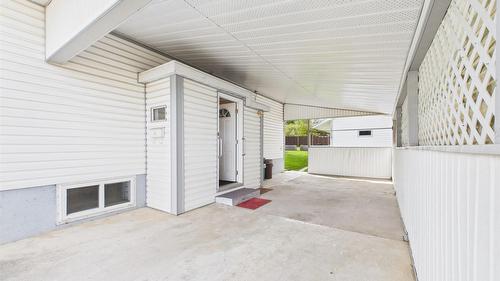 623 Devon Street, Creston, BC - Outdoor With Exterior