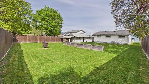 623 Devon Street, Creston, BC - Outdoor