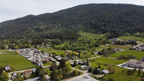 623 Devon Street, Creston, BC - Outdoor With View