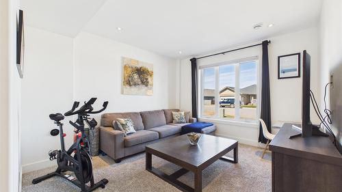 2117 16Th Street, Cranbrook, BC - Indoor