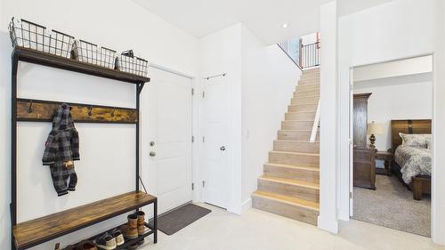 2117 16Th Street, Cranbrook, BC - Indoor Photo Showing Other Room