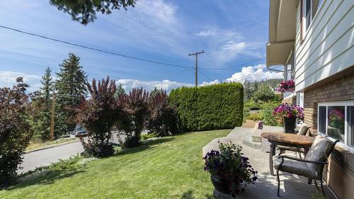 1285 Begley Road, Kelowna, BC - Outdoor