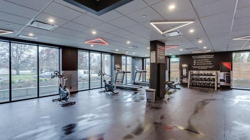 307-1274 Devonshire Avenue, Kelowna, BC - Indoor Photo Showing Gym Room