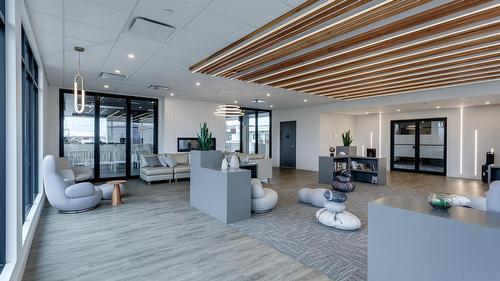 307-1274 Devonshire Avenue, Kelowna, BC - Indoor
