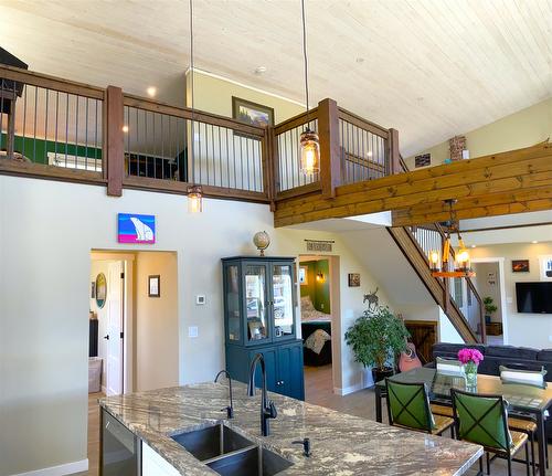5469 Riverview Frontage Road, Ta Ta Creek, BC -  Photo Showing Other Room