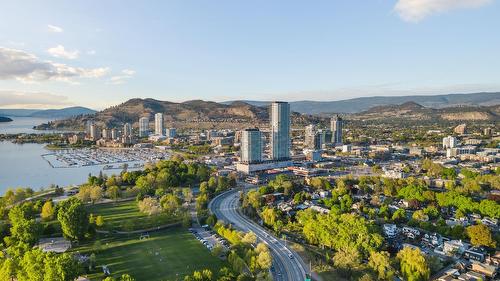 1805-238 Leon Avenue  Kelowna, BC V1Y 0N6