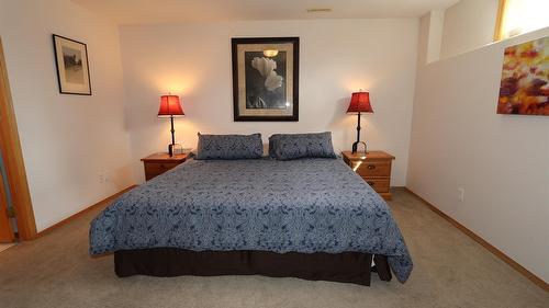 912 Ben Keer Drive, Kimberley, BC - Indoor Photo Showing Bedroom