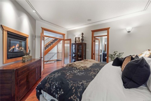 211 Ferntree Pl, Nanaimo, BC 