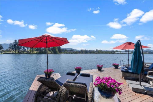 211 Ferntree Pl, Nanaimo, BC 