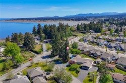 610 Chinook Ave Parksville, BC V9P 1A5