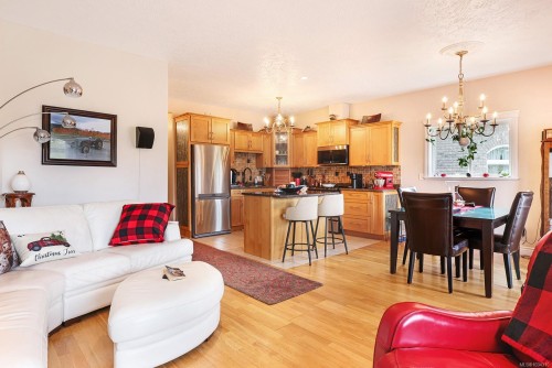 1781 Thurber Rd, Comox, BC 