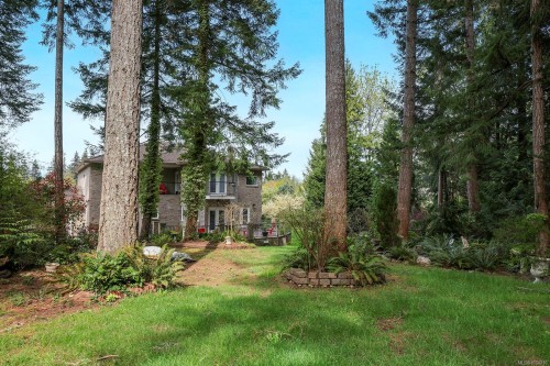 1781 Thurber Rd, Comox, BC 