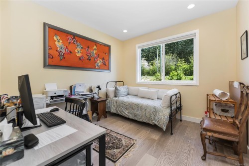 7586 Somenos Rd, Duncan, BC 