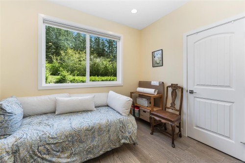 7586 Somenos Rd, Duncan, BC 
