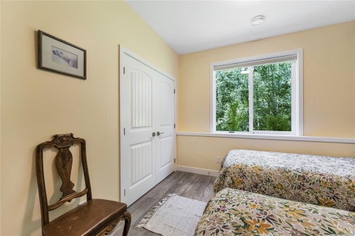 7586 Somenos Rd, Duncan, BC 
