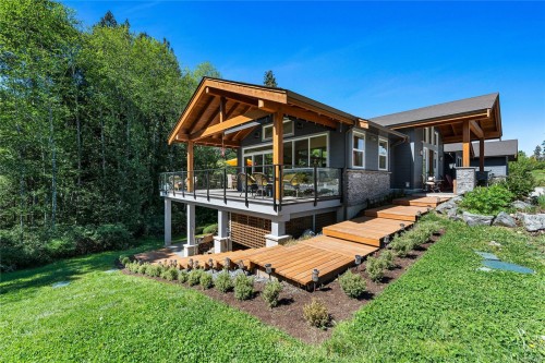 7586 Somenos Rd, Duncan, BC 