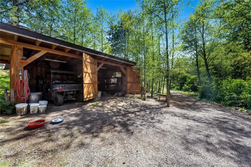 7586 Somenos Rd, Duncan, BC 