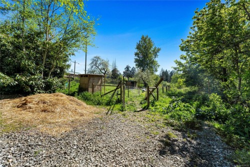7586 Somenos Rd, Duncan, BC 