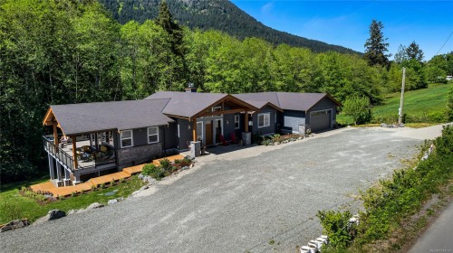 7586 Somenos Rd, Duncan, BC 