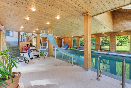 5630 Batu Rd, Saanich, BC 