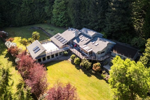 5630 Batu Rd, Saanich, BC 