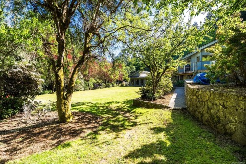5630 Batu Rd, Saanich, BC 