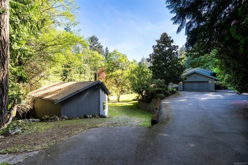5630 Batu Rd, Saanich, BC 