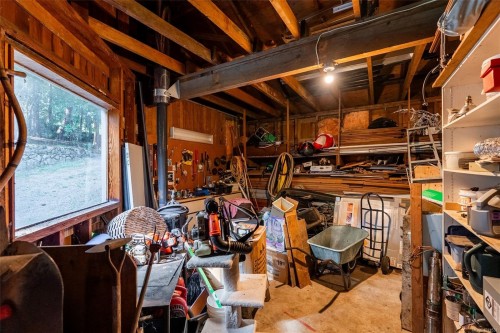 5630 Batu Rd, Saanich, BC 